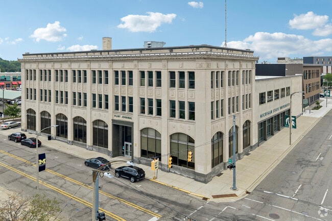 200 E 1st St - MSU Lofts