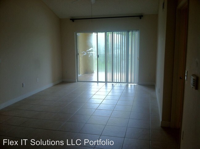 Foto del edificio - 2660 S University Dr
