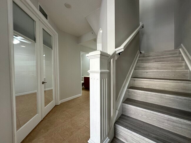 Building Photo - 2779 Ravella Way