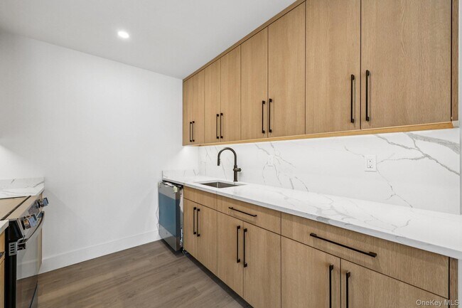 Foto del edificio - 325 Manville Rd