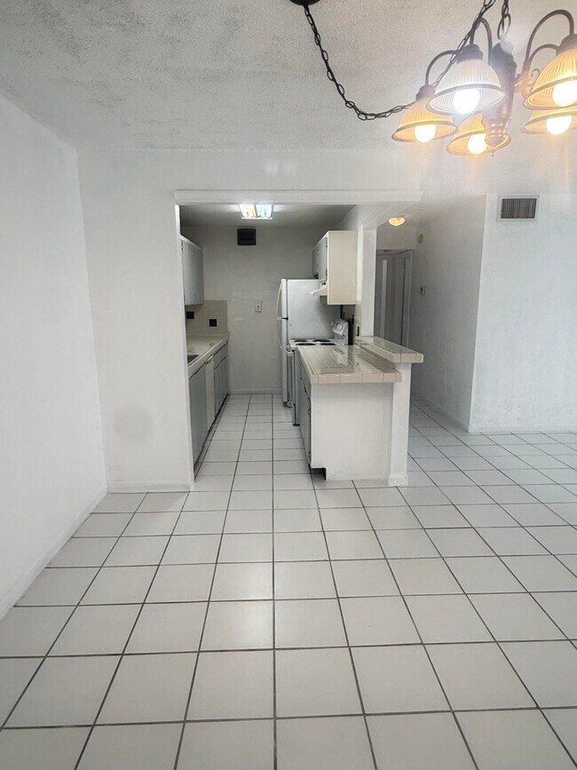 Foto del edificio - 11607 NW 29th St