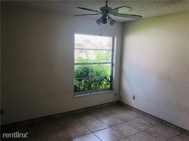 Building Photo - 3 br, 2 bath House - 5237 Broken Arrow Dr