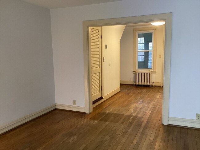 Foto del edificio - 6- 8 E. Third Street