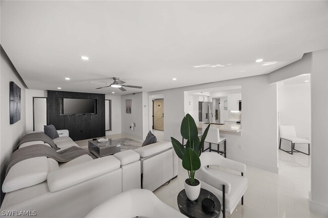 Foto del edificio - 10475 Gulf Shore Dr