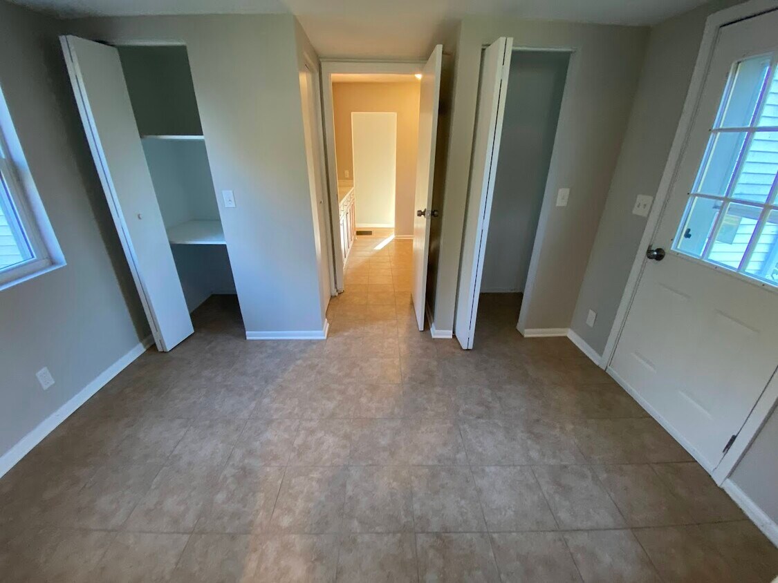 26554 Fordson Hwy, Redford, MI 48239 House Rental in Redford, MI