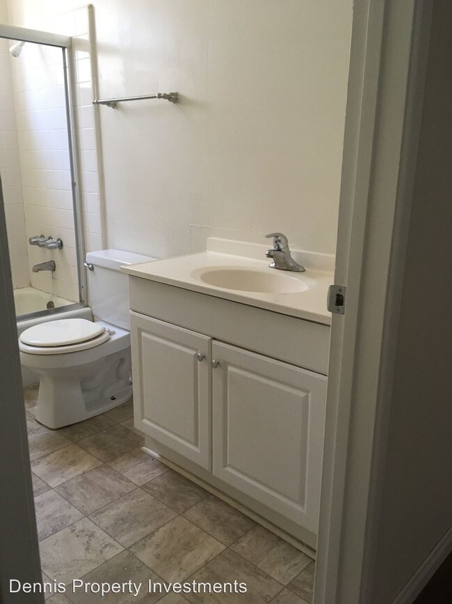 Building Photo - 8510 Henderson Rd