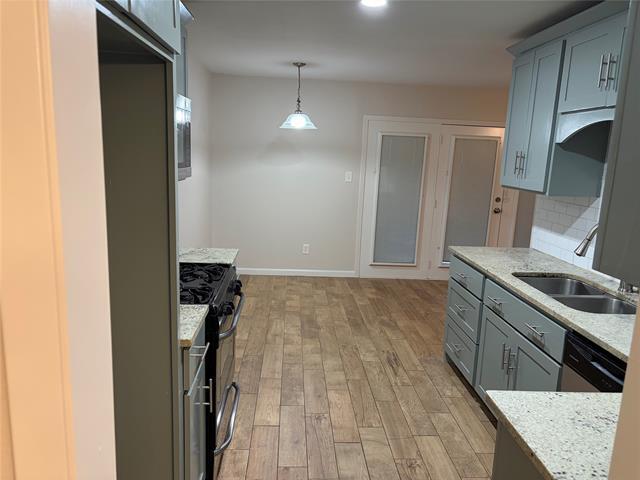 Foto del edificio - 2410 Viva Dr