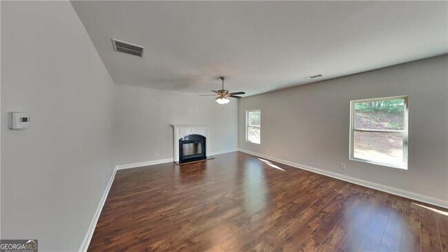 Foto del edificio - 1280 Vonda Ln SW