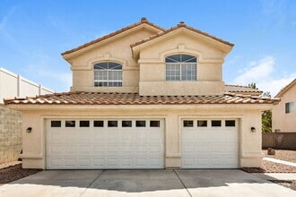 Building Photo - 3920 Wainscot Ct
