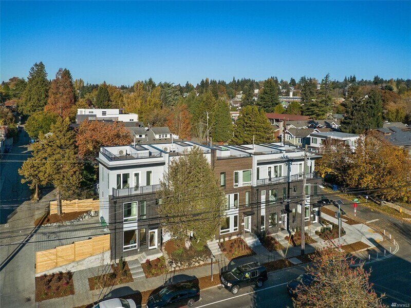 1422 N 80th St, Seattle, WA 98103 Townhouse for Rent in Seattle, WA
