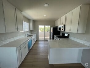 Building Photo - 4130 Manzanita Dr