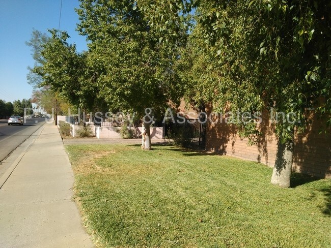 Foto del edificio - 420 E McMurray Blvd #16
