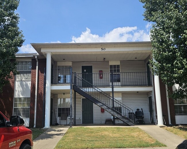 Building Photo - 51 Cedar Creek Ct