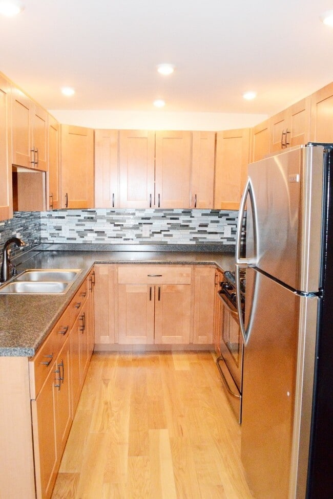 Photo - 220 North Ave Apartment