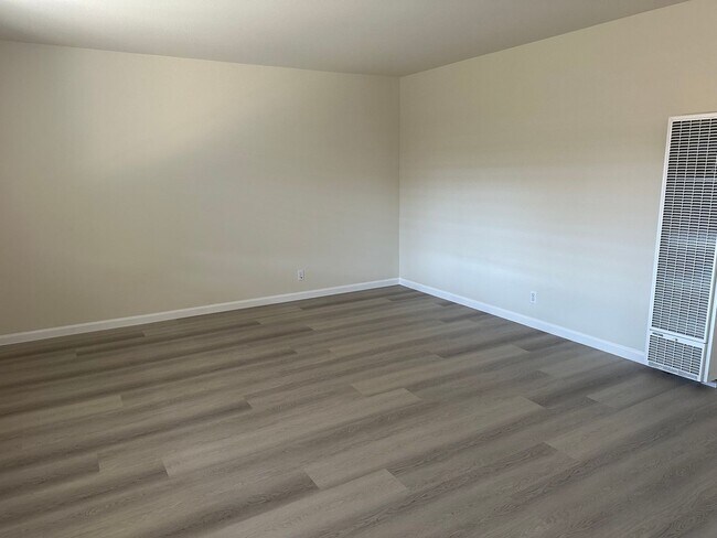 Foto del edificio - 3 Bedroom in Santa Clara