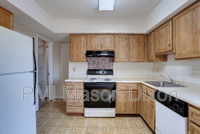 Building Photo - 7657 N Arbory Way