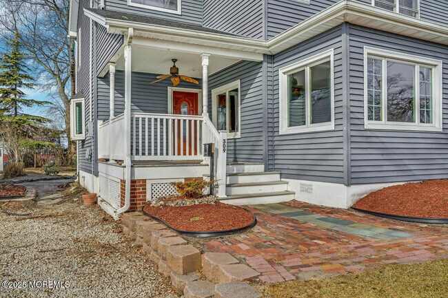 Foto del edificio - 309 Cooks Ln