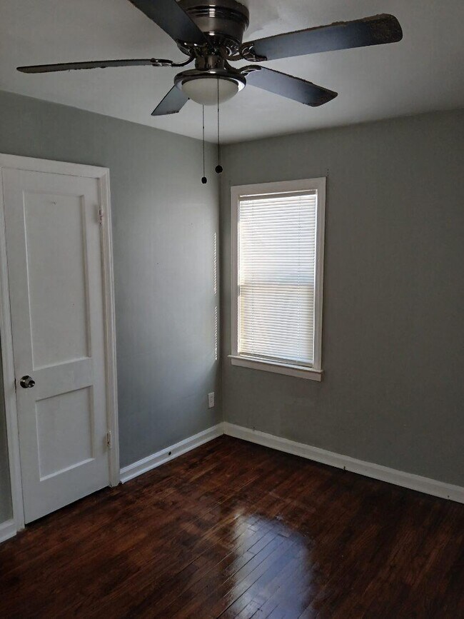 Foto del edificio - 12648 Mettetal St