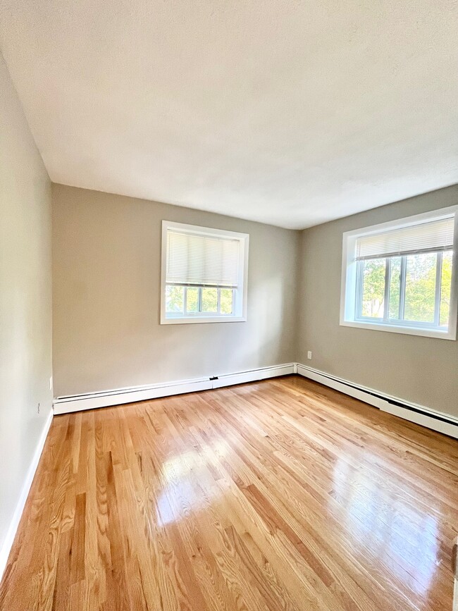 Foto del edificio - 226 Parker Hill Ave