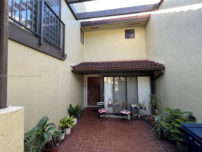 Foto del edificio - 9735 Costa Del Sol Blvd