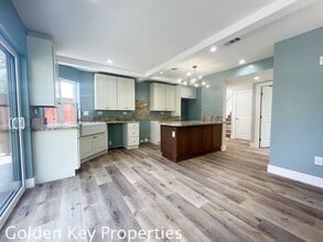 Building Photo - 4864 Alondra Way