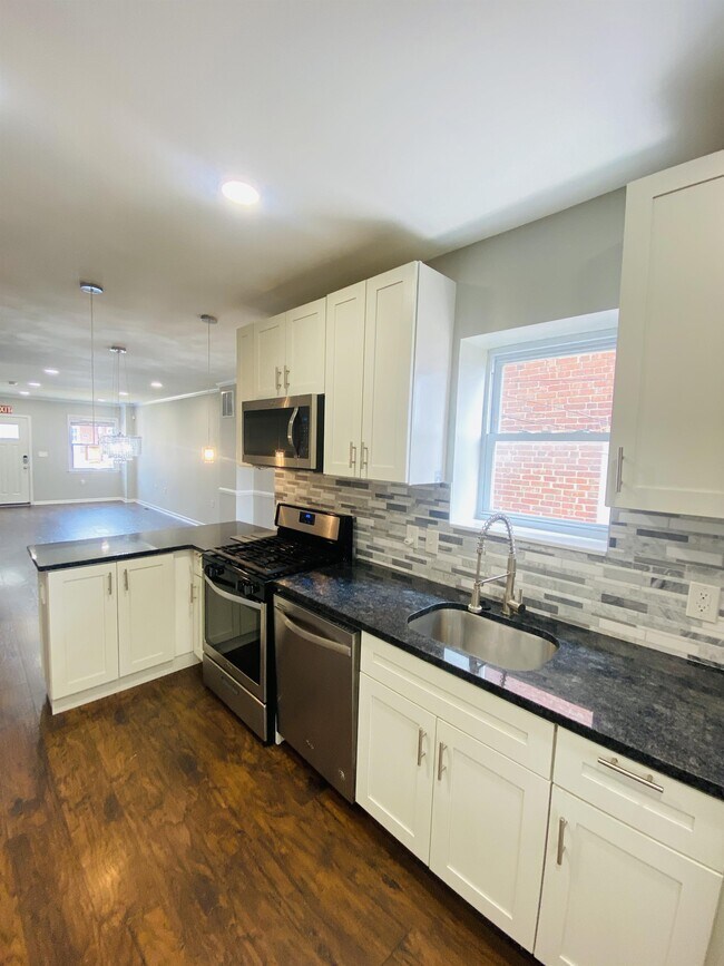 Building Photo - 3817 Flowerton Rd