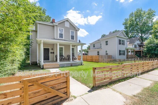 Building Photo - 3415 Carolina Ave