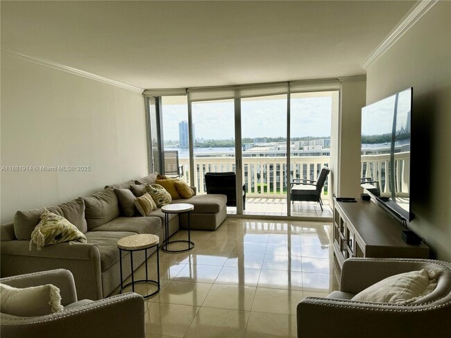 Foto del edificio - 1000 E Island Blvd