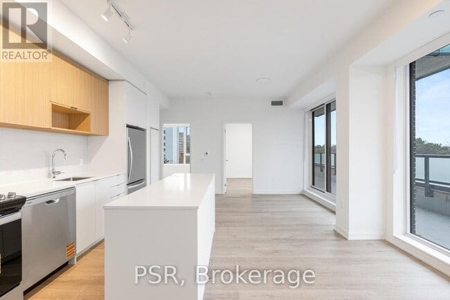 Building Photo - 4365 Bloor St W