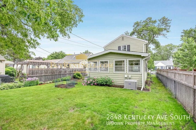 Building Photo - 2848 Kentucky Ave S