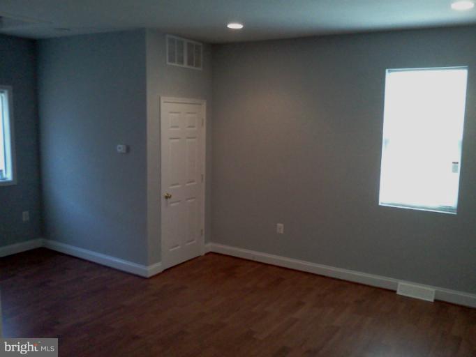 Foto principal - 6812 Little River Turnpike