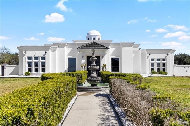 Building Photo - 4004 Persimmon Dr