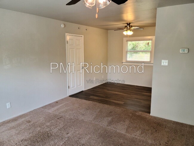 Building Photo - 9604 Stoneridge Ln