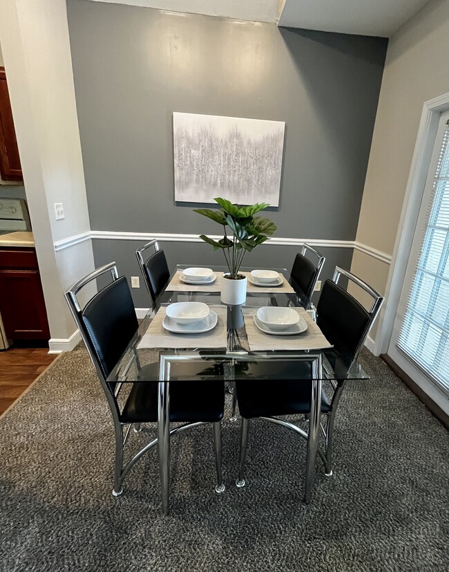 Cherry Blossom Dinning Area - The Woods of Cherry Creek Apartment Homes