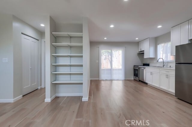 Building Photo - 672 Cypress Ave