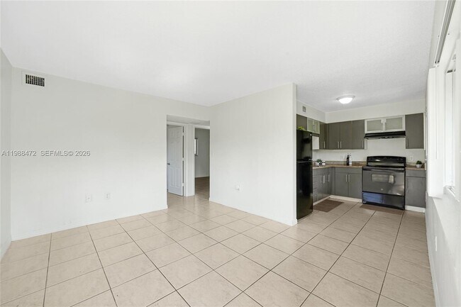 Foto del edificio - 500 NW 24th Ave