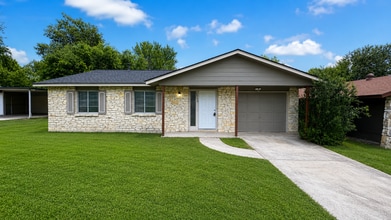 Building Photo - 4306 Limpio St