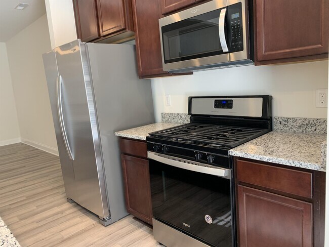 Foto del edificio - 4406 Bethel Park Dr