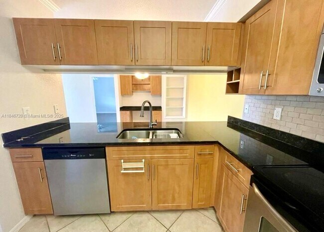 Foto del edificio - 6418 Emerald Dunes Dr