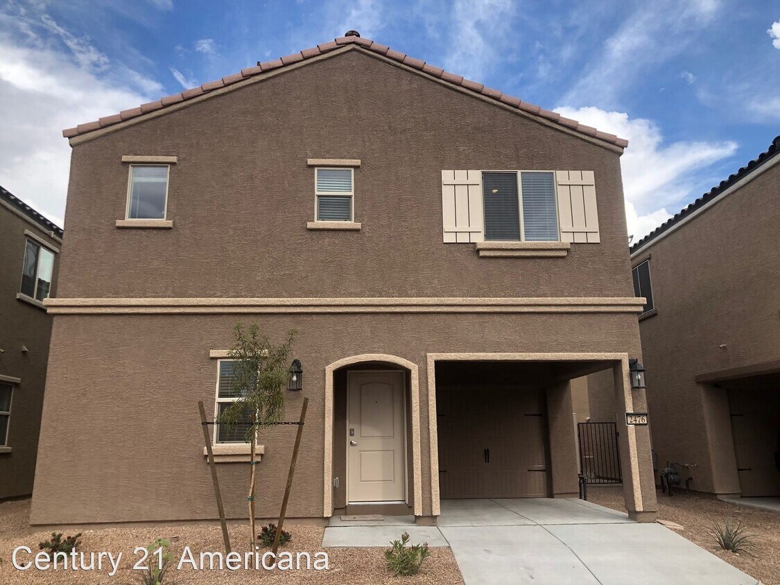 Primary Photo - 2476 Silk Tree Mimosa St