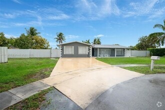 Building Photo - 10450 NW 19th St