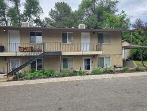 Building Photo - 3070 Eccles Ave