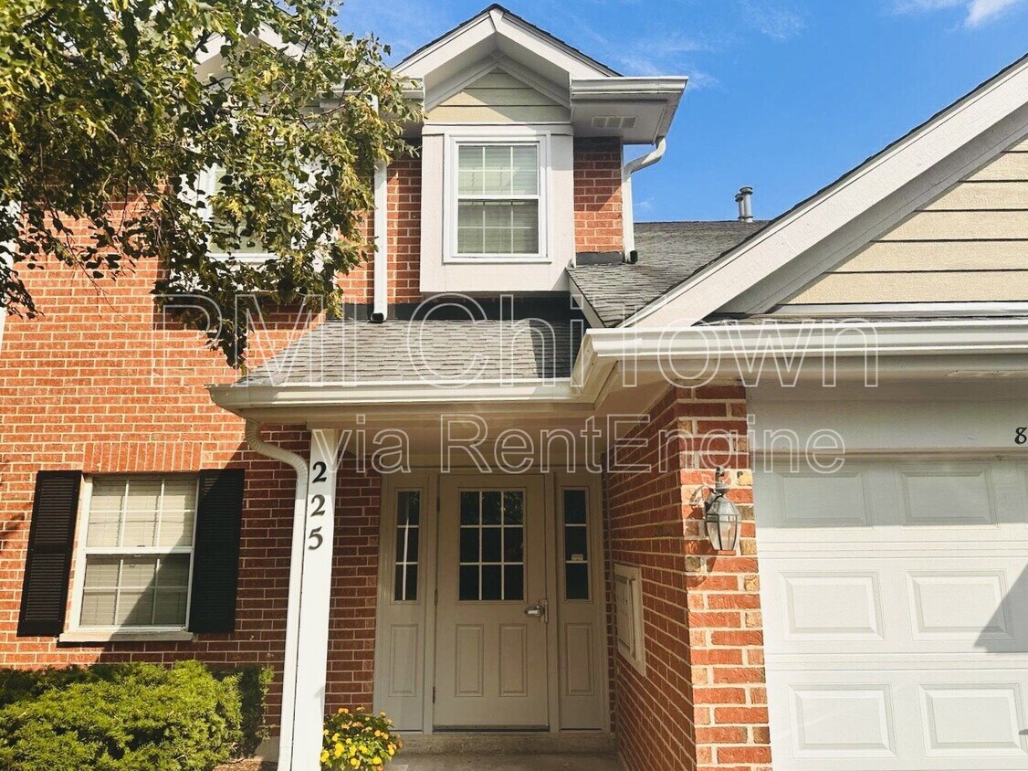 Foto principal - 225 Charleston Ct