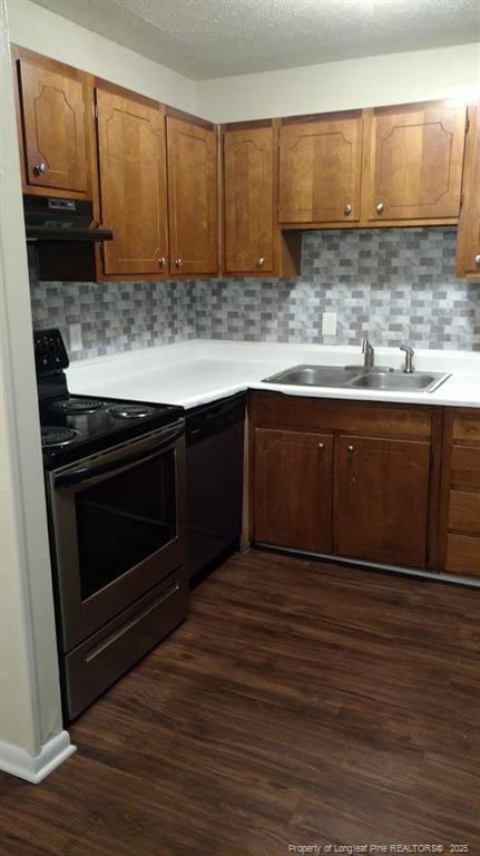 Foto del edificio - 3211 Tallywood Dr