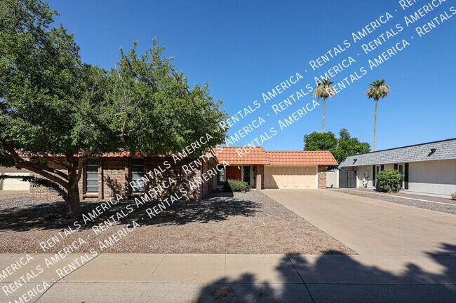Foto del edificio - 13819 N Crown Point