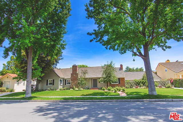 Foto del edificio - 10518 Woodbridge St