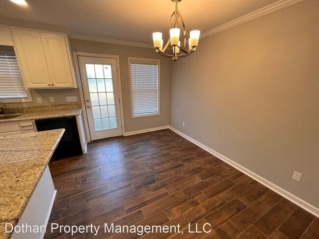 Foto del edificio - 3 br, 2 bath House - 66 Brooks Drive