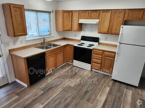 Building Photo - 9940 Grange Dr
