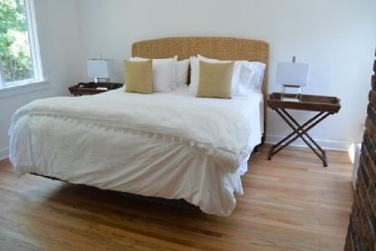 Foto del edificio - 9 Oyster Pond Ln