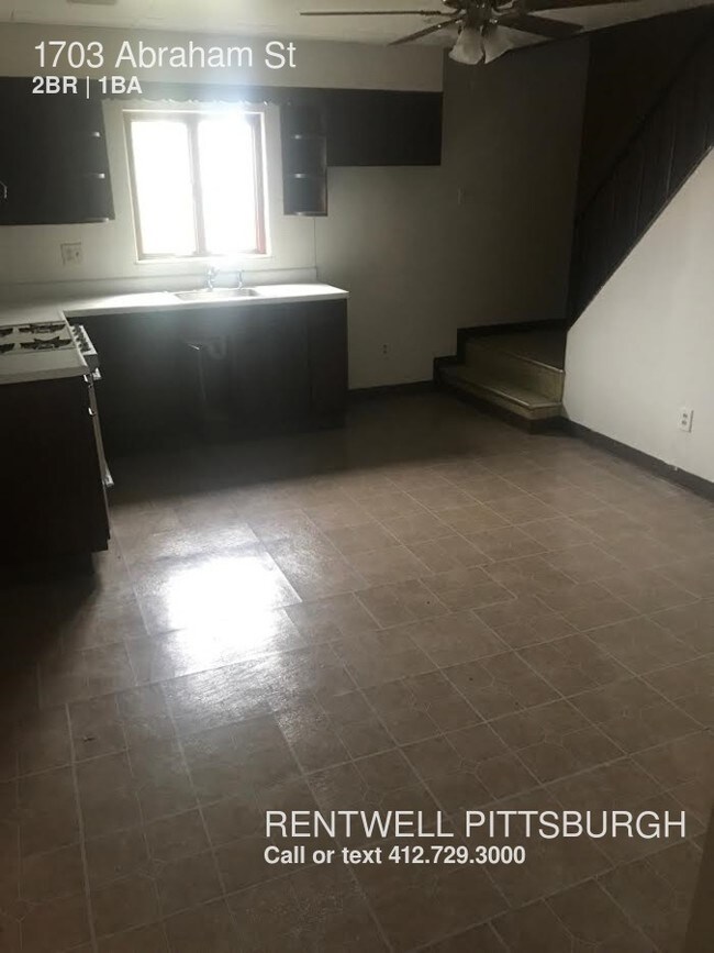 Building Photo - 1703 Abraham St